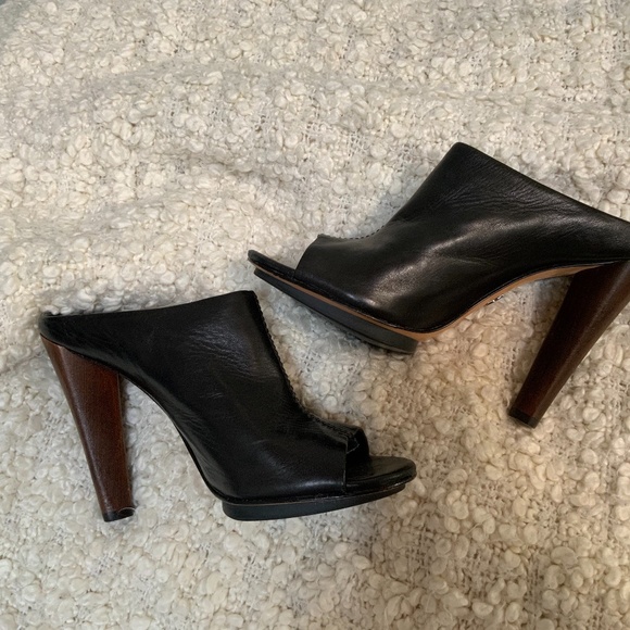 BCBGMaxazaria black open-toe heel - Picture 1 of 5
